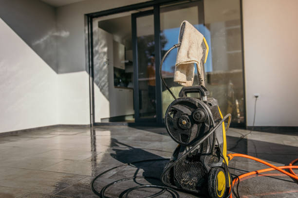 Best Animal Enclosure Cleaning  in Coleraine, MN